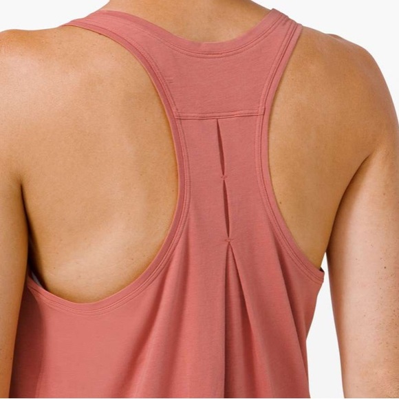 Lululemon Love Tank *Pleated Brier Rose Sz 4 - Picture 7 of 7